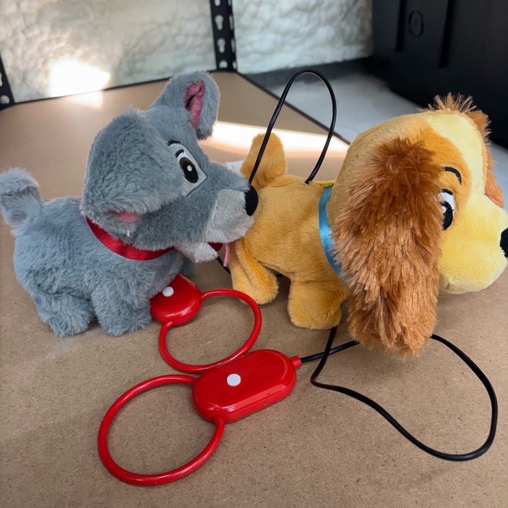 Disney Lady & Tramp leash controlled Plush toy lot-tested & works - Picture 2 of 6